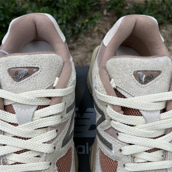 New Balance unisex running shoes - Picture 10 of 11